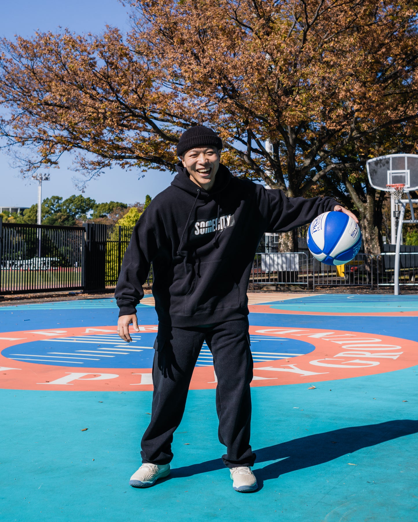 Logo Sweat Hoodie -PICK UP PLAYGROUND- (black)