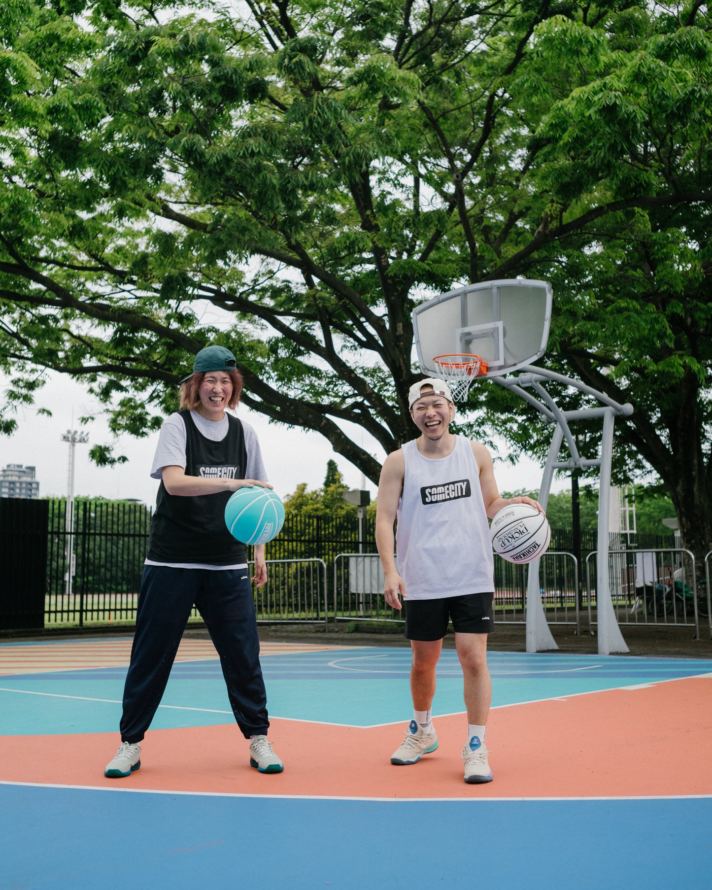 Logo Tank Top -PICK UP PLAYGROUND- (white)